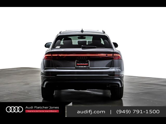 2025 Audi Q8 Premium