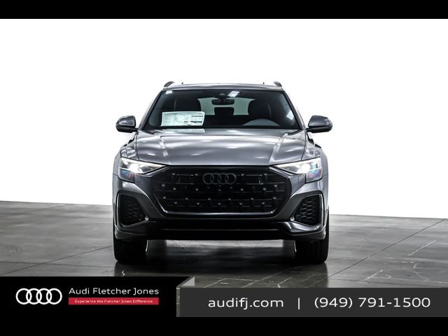 2025 Audi Q8 Premium