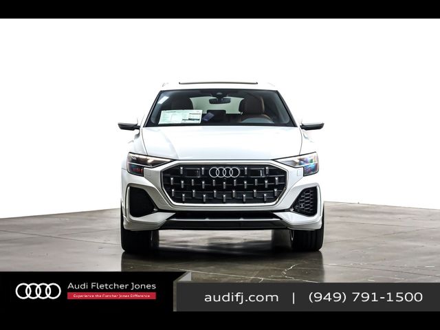 2025 Audi Q8 Premium