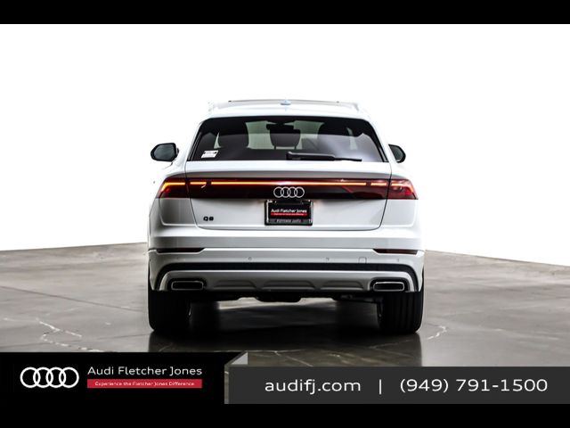 2025 Audi Q8 Premium