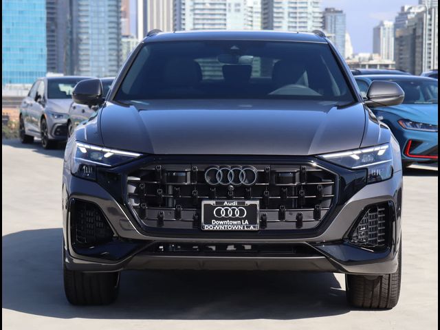 2025 Audi Q8 Premium