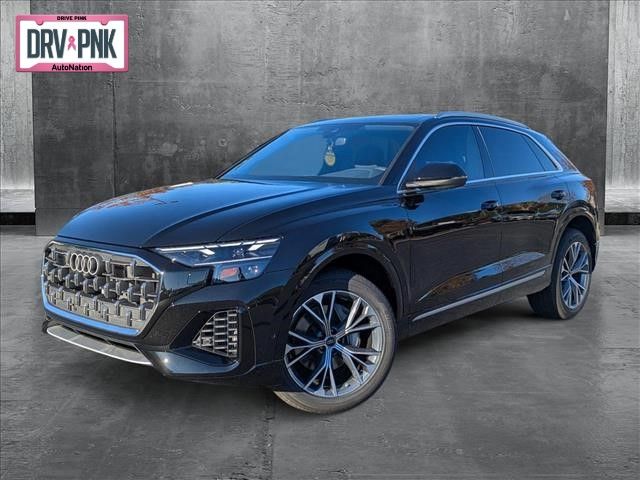 2025 Audi Q8 Premium