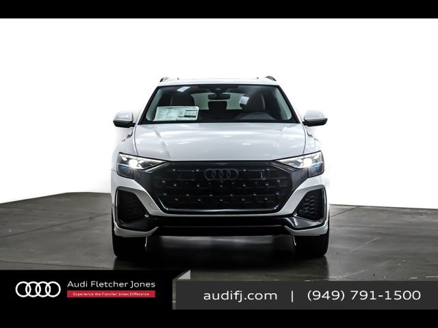 2025 Audi Q8 Premium