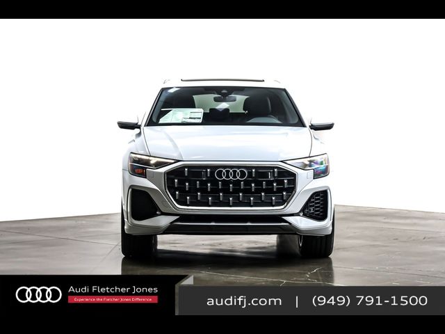 2025 Audi Q8 Premium