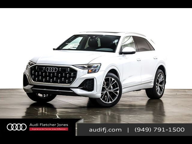 2025 Audi Q8 Premium