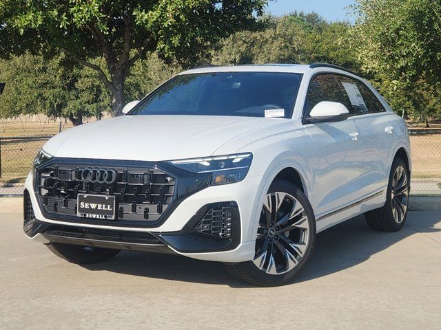 2025 Audi Q8 Premium