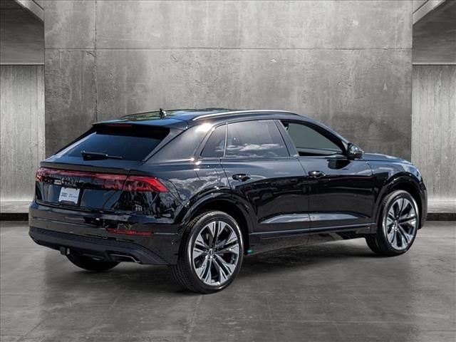 2025 Audi Q8 Premium