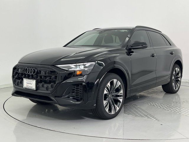 2025 Audi Q8 Premium