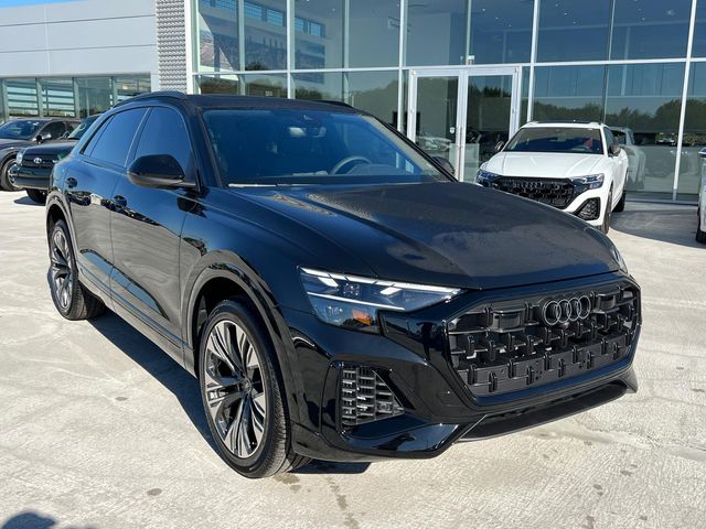 2025 Audi Q8 Premium