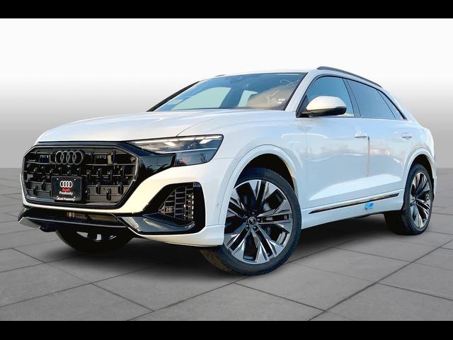 2025 Audi Q8 Premium