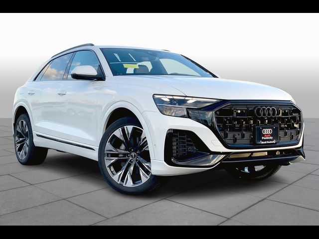 2025 Audi Q8 Premium