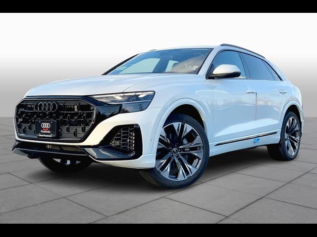 2025 Audi Q8 Premium