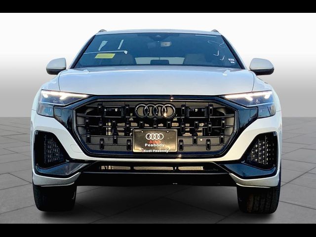 2025 Audi Q8 Premium