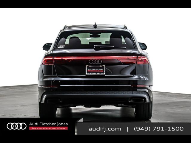 2025 Audi Q8 Premium