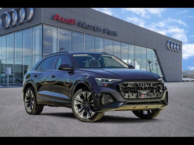 2025 Audi Q8 Premium