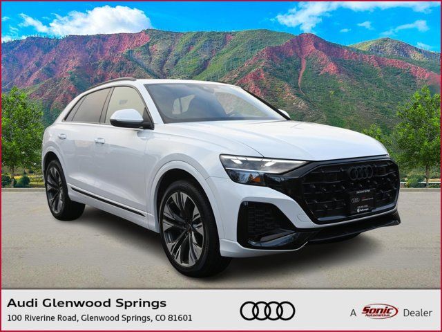 2025 Audi Q8 Premium