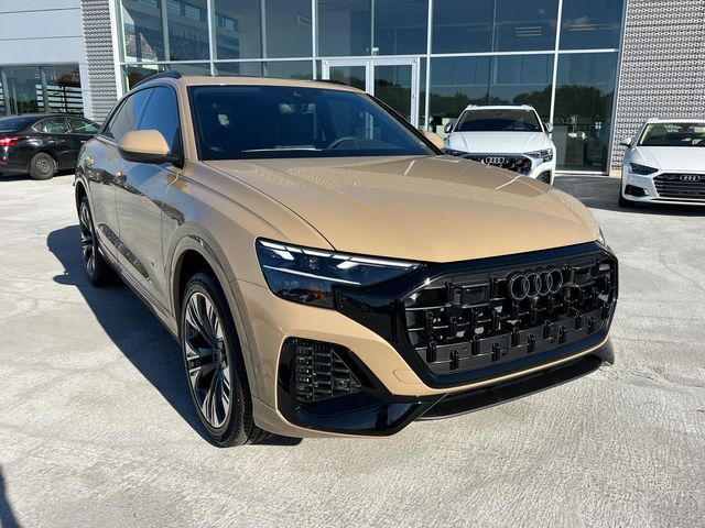 2025 Audi Q8 Premium