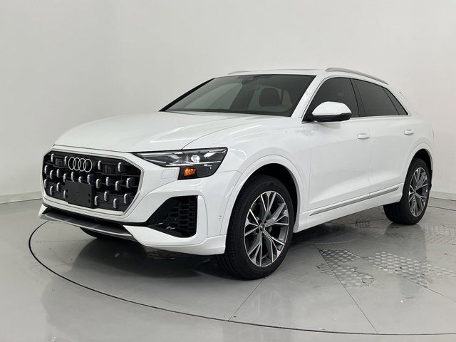 2025 Audi Q8 Premium