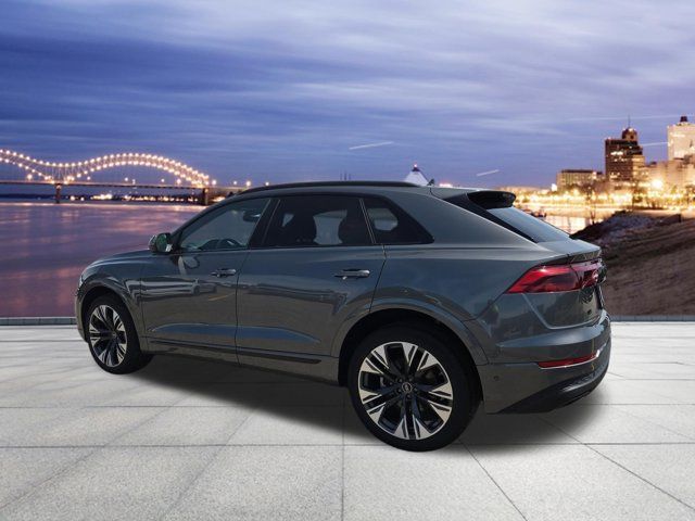 2025 Audi Q8 Premium