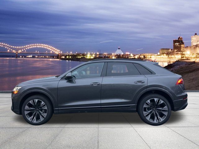 2025 Audi Q8 Premium