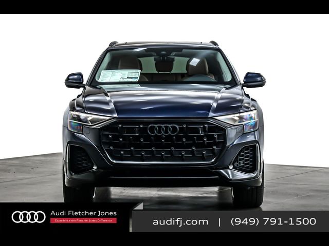 2025 Audi Q8 Premium