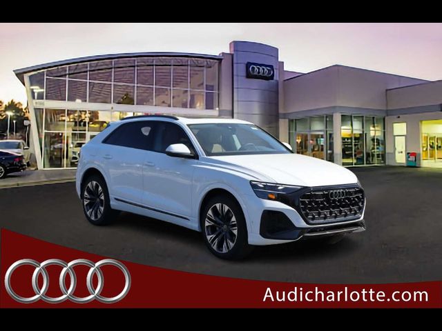 2025 Audi Q8 Premium