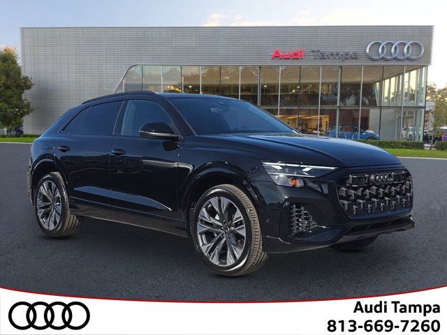 2025 Audi Q8 Premium