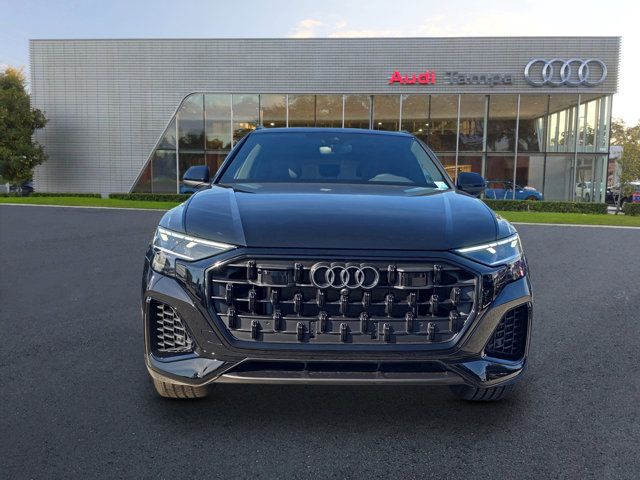 2025 Audi Q8 Premium