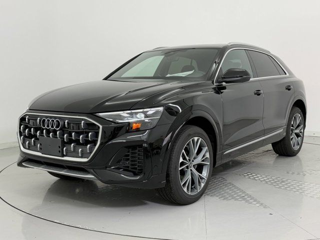 2025 Audi Q8 Premium