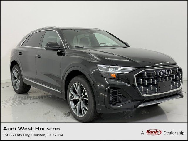 2025 Audi Q8 Premium