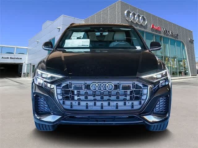 2025 Audi Q8 Premium