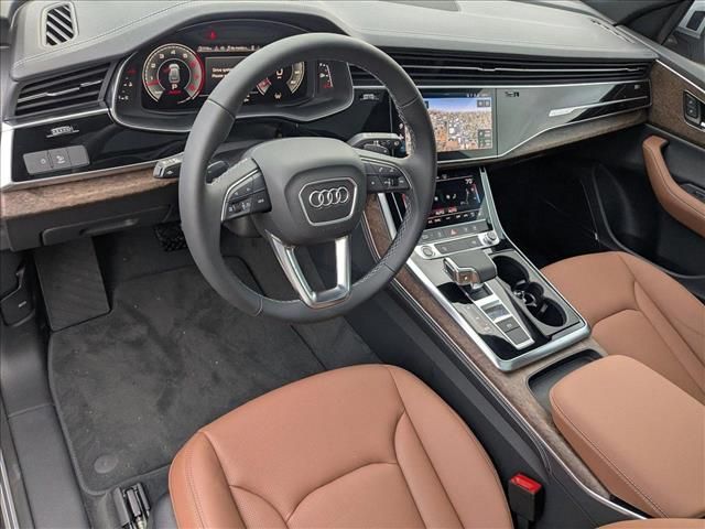 2025 Audi Q8 Premium Plus