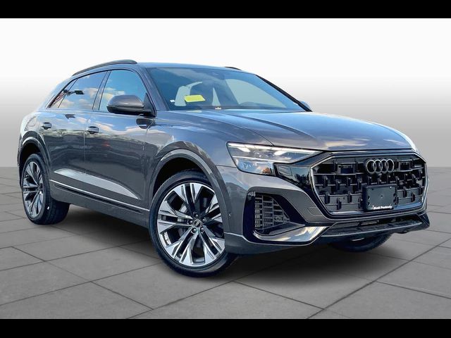 2025 Audi Q8 Premium Plus