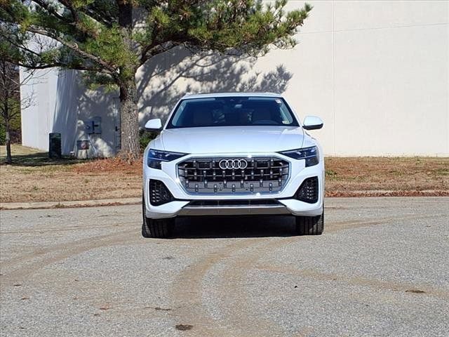 2025 Audi Q8 Premium Plus