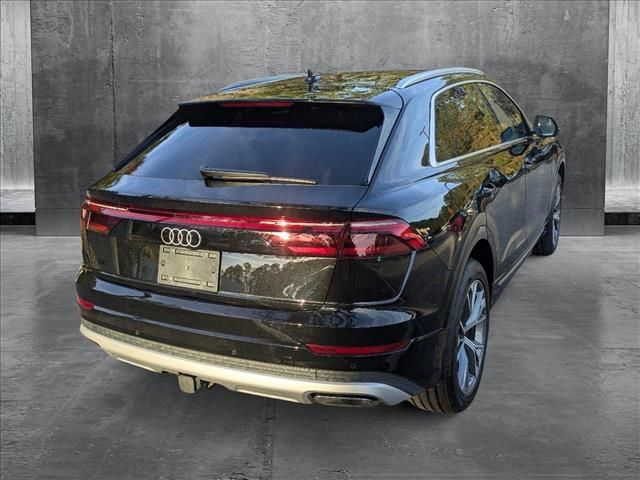 2025 Audi Q8 Premium Plus