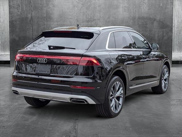 2025 Audi Q8 Premium Plus