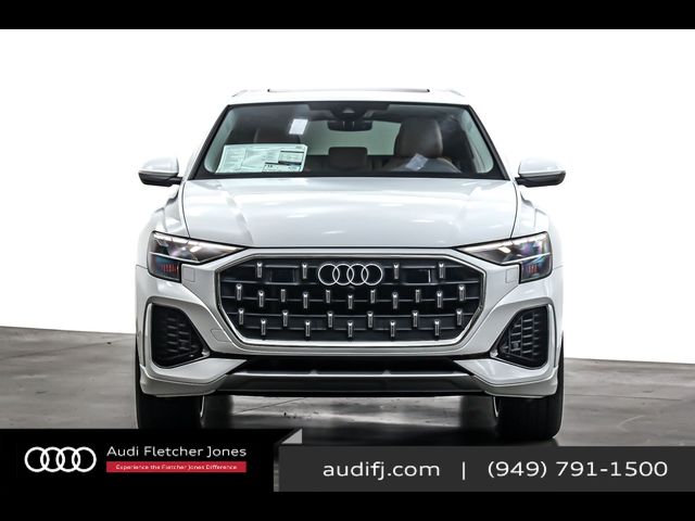 2025 Audi Q8 Premium Plus