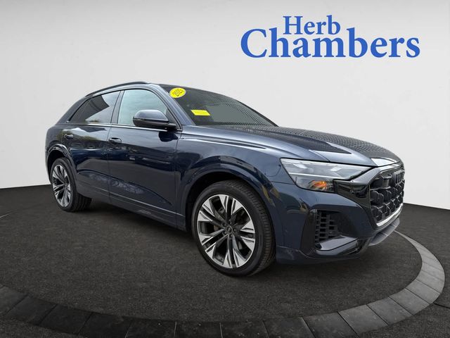 2025 Audi Q8 Premium Plus