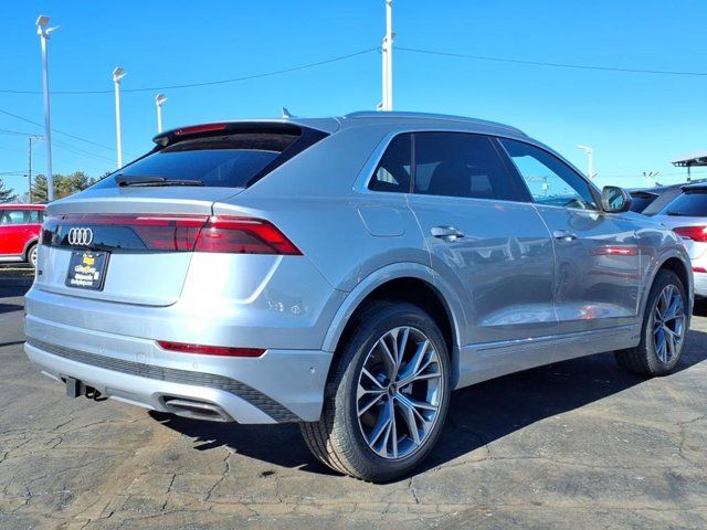 2025 Audi Q8 Premium Plus