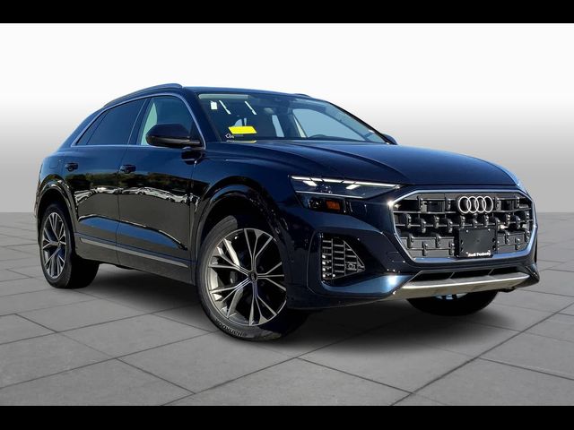 2025 Audi Q8 Premium Plus