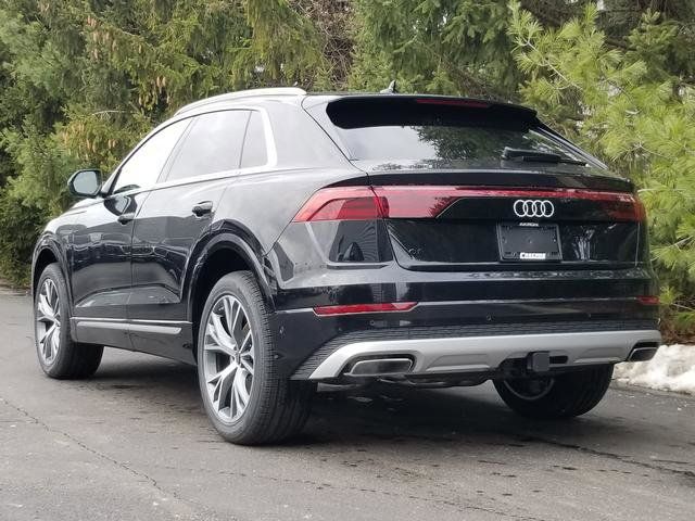 2025 Audi Q8 Premium Plus