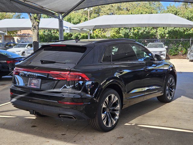 2025 Audi Q8 Premium Plus