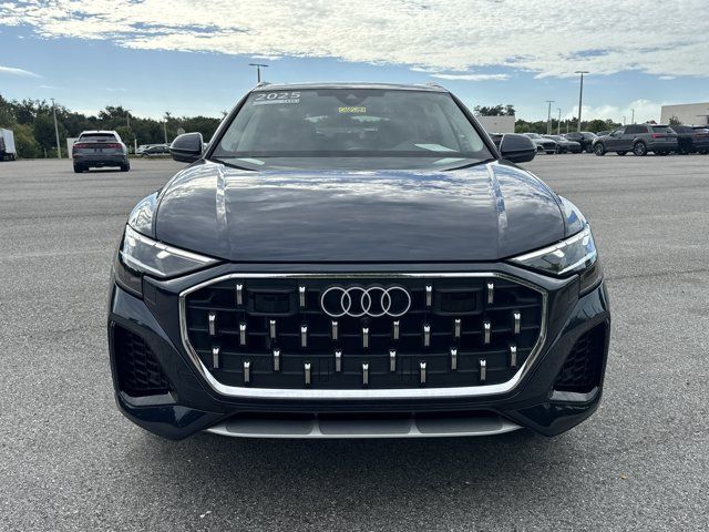 2025 Audi Q8 Premium Plus