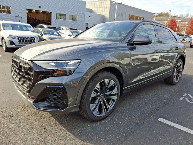 2025 Audi Q8 Premium Plus