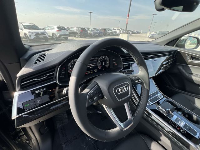 2025 Audi Q8 Premium Plus
