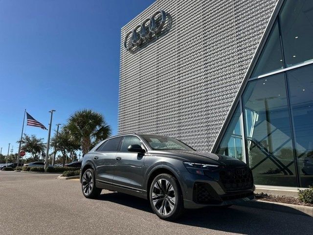 2025 Audi Q8 Premium Plus