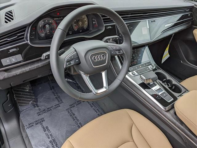 2025 Audi Q8 Premium Plus