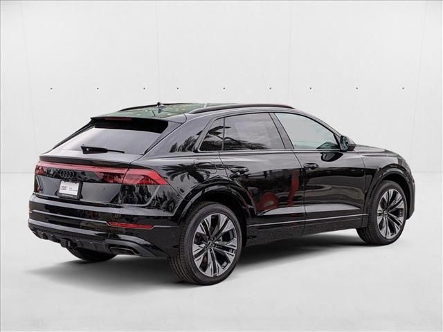 2025 Audi Q8 Premium Plus