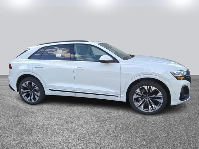 2025 Audi Q8 Premium Plus