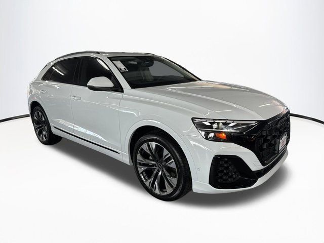 2025 Audi Q8 Premium Plus